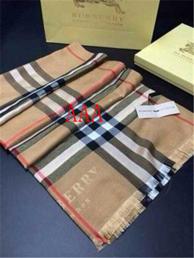 Burberry-Shawl-028