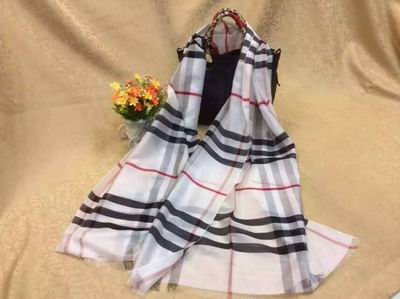 Burberry-Shawl-311