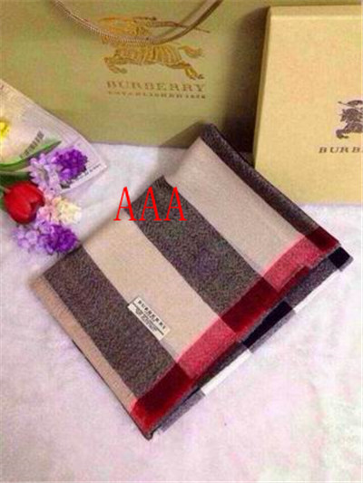 Burberry-Shawl-087
