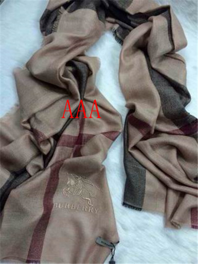 Burberry-Shawl-262