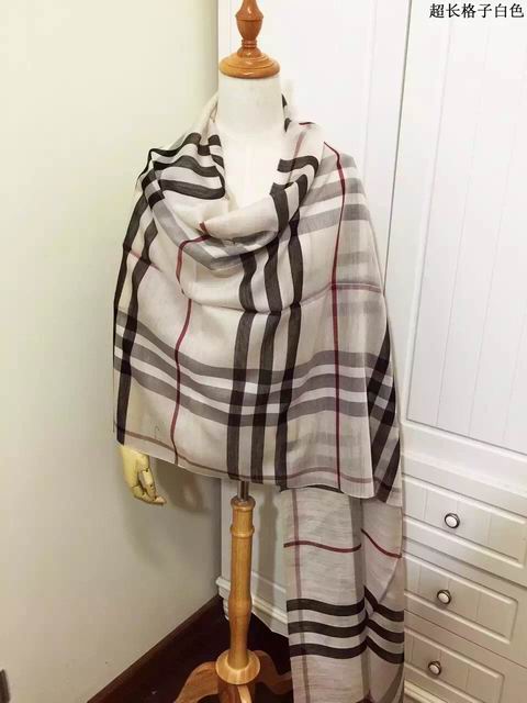 Burberry-Shawl-289