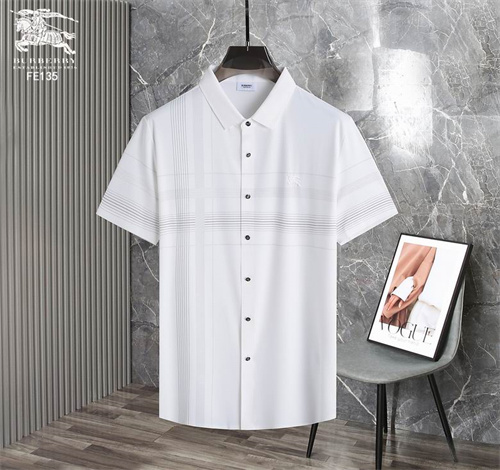 Burberry Lapel T-shirts-M-0452