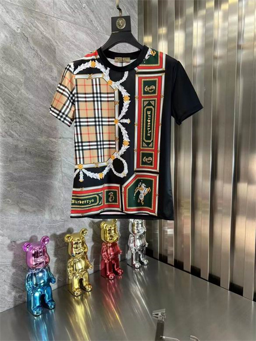 Burberry Round neck T-shirt-M-654