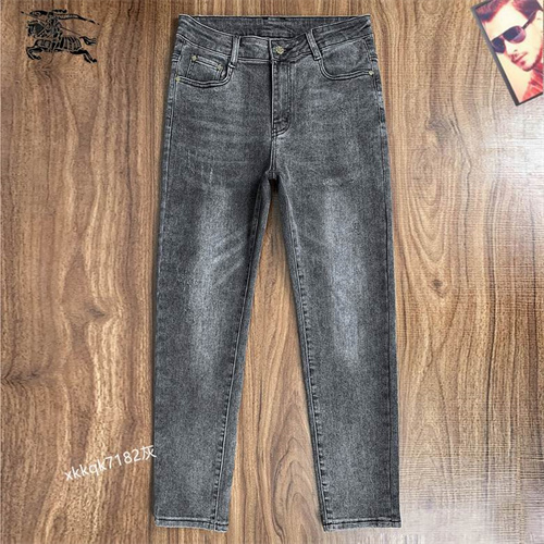 Burberry Jeans-M-0102