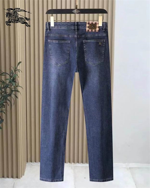Burberry Jeans-M-026