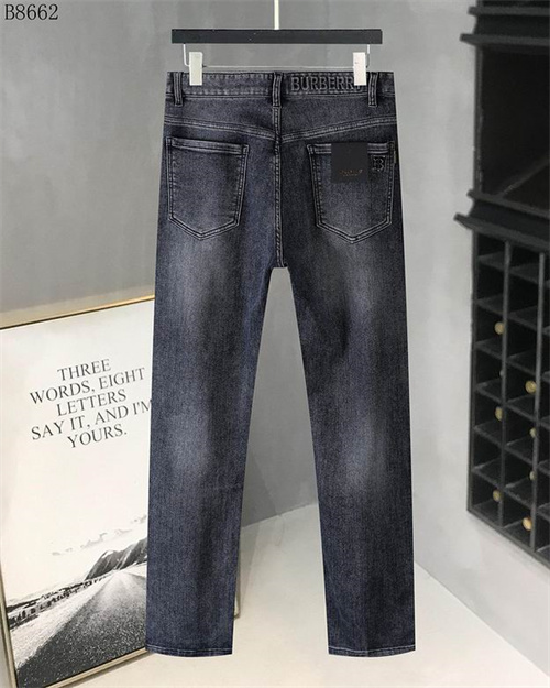 Burberry Jeans-M-012