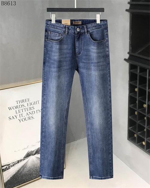 Burberry Jeans-M-009
