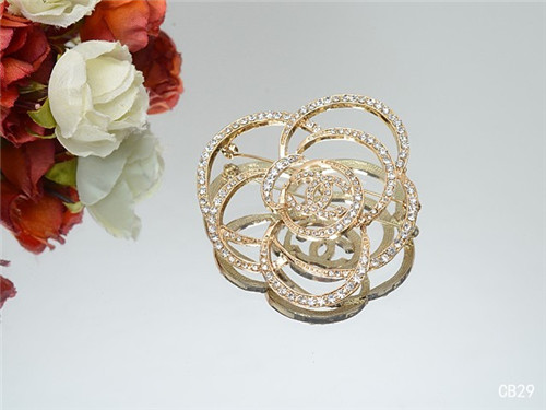 Chanel brooch-014