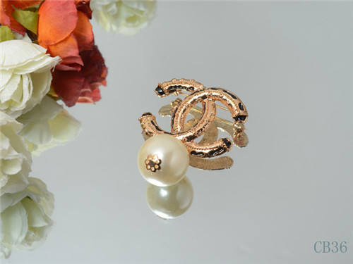 Chanel brooch-021