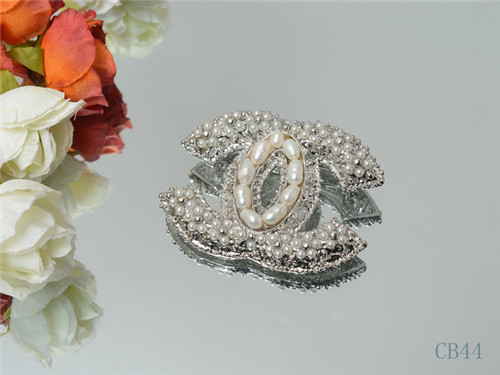 Chanel brooch-028