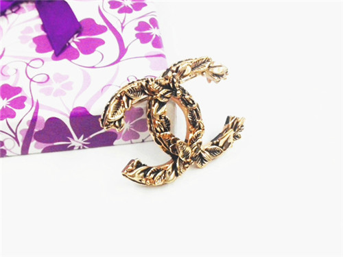 Chanel brooch-048