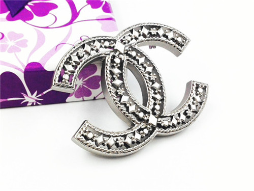 Chanel brooch-052