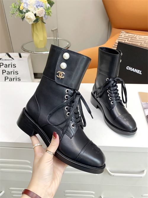 Chanel Boots(AAA)-136