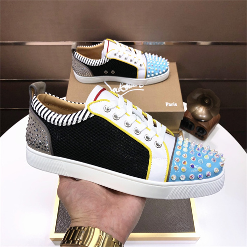 Christian Louboutin(Low)Shoes-284