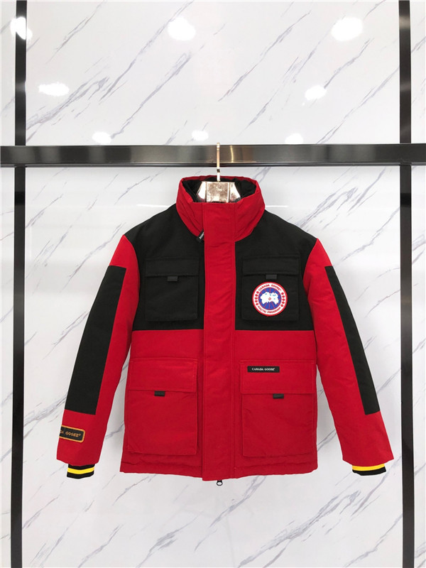Canada Goose Down Jacket-M-070