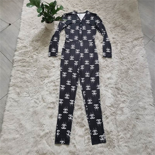 Chanel(Women)suits-003