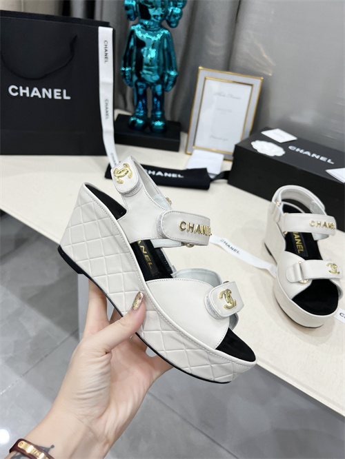 Chanel Sandal(AAA)-381