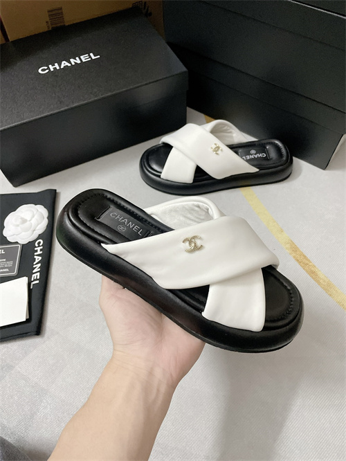 Chanel Sandal(AAA)-411