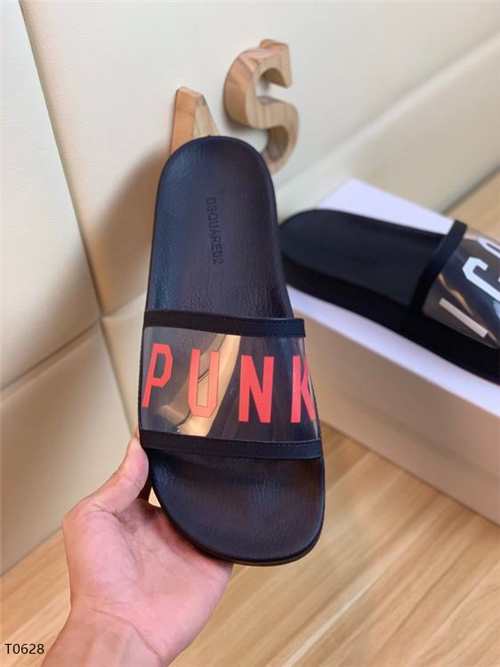 Dsquared2 Sandal-M-028