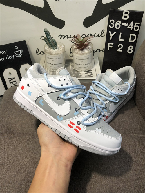 Dunk(low)-W-1372