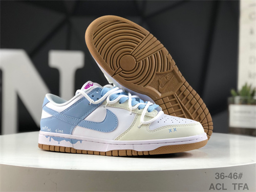 Dunk(low)-W-2209