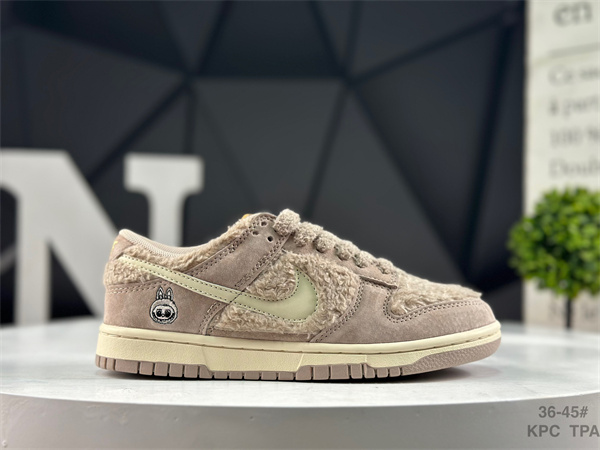 Dunk(low)-W-3520