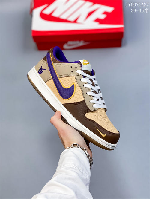 Dunk(low)-W-402