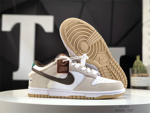 Dunk(low)-W-883