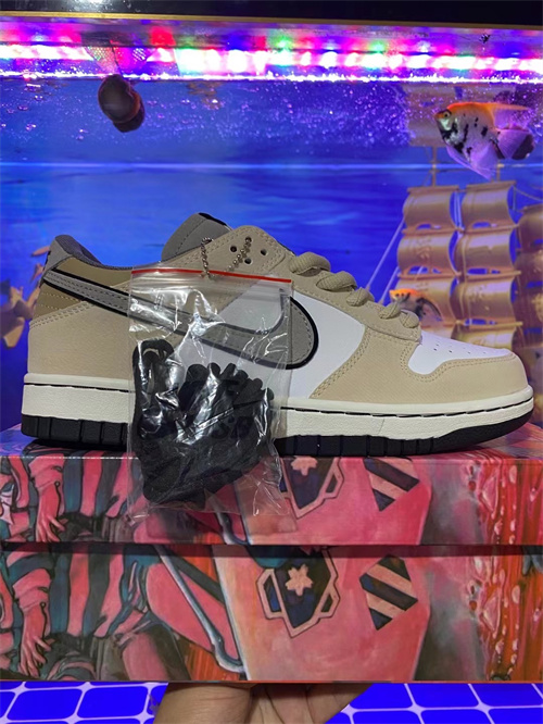 Nike Dunk(46,47,48,)-057