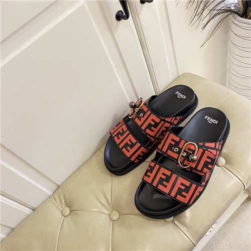 FENDI Sandal-W-027