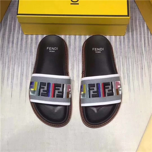 FENDI Sandal-W-004