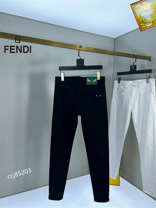 FENDI Jeans-032