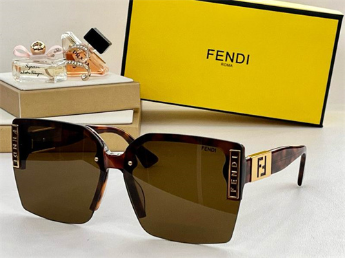 Fendi Sunglass(AAAA)-0105