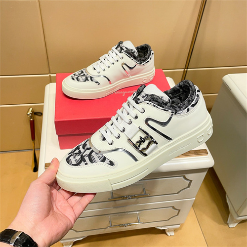 Ferragamo Shoes-M-164