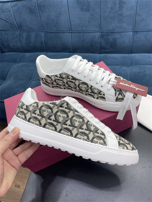 Ferragamo Shoes-M-232