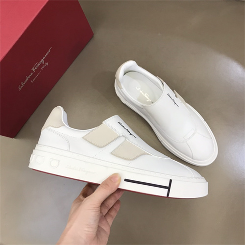 Ferragamo Shoes-M-258