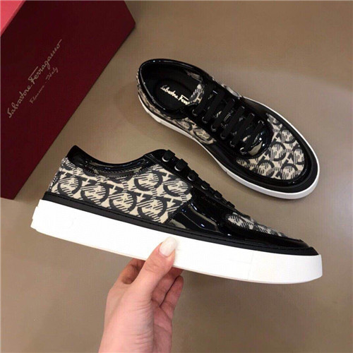 Ferragamo Shoes-M-062