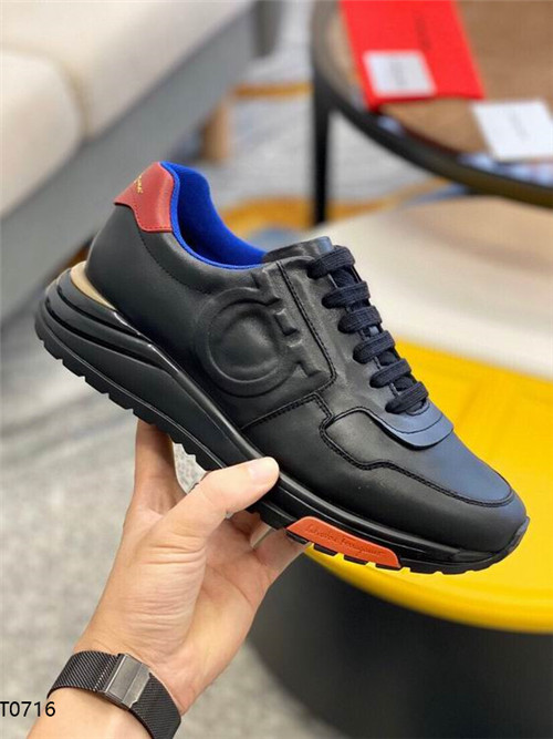 Ferragamo Shoes-M-071