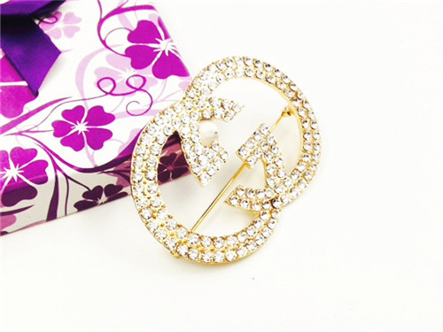 Chanel brooch-073