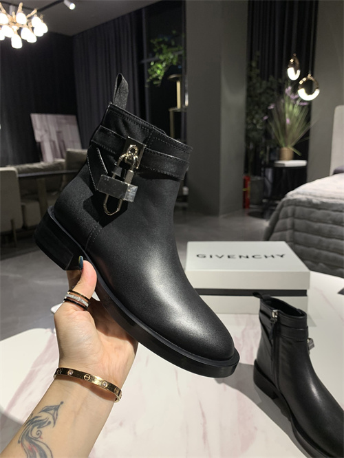 GIVENCHY  Boots(AAA)-003