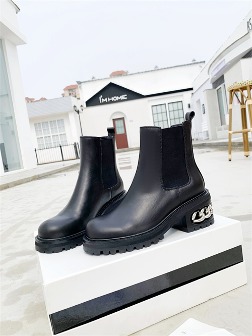 GIVENCHY  Boots(AAA)-055