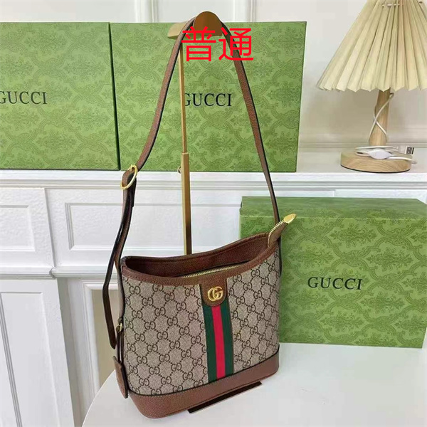 Gucci small bag-0551