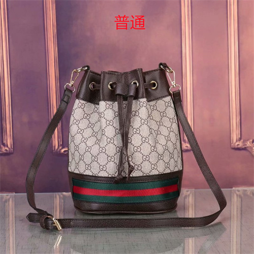 Gucci small bag-0081
