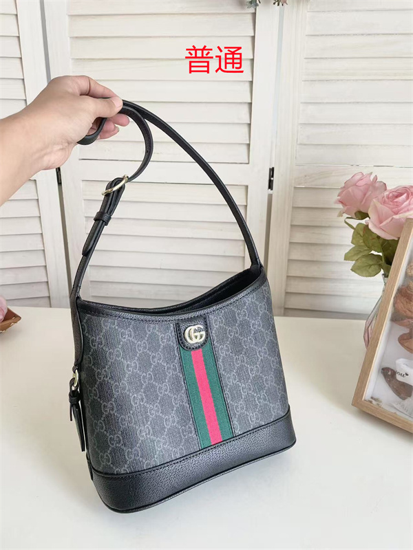 Gucci small bag-0910