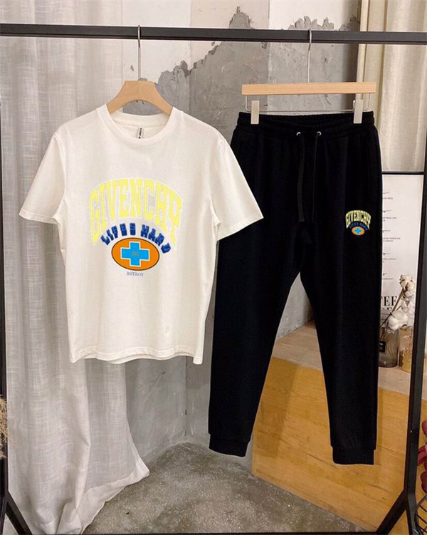 Givenchy T-shirt(Suits)-011