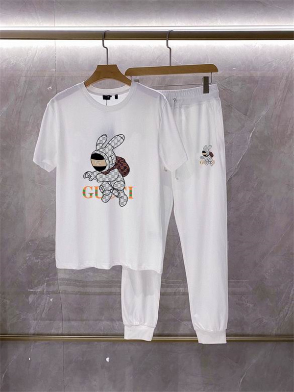 Gucci T-shirt(Suits)-015