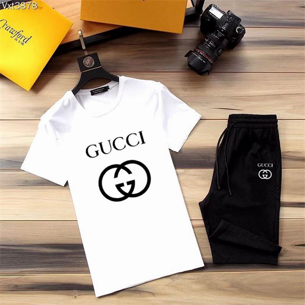 Gucci T-shirt(Suits)-019