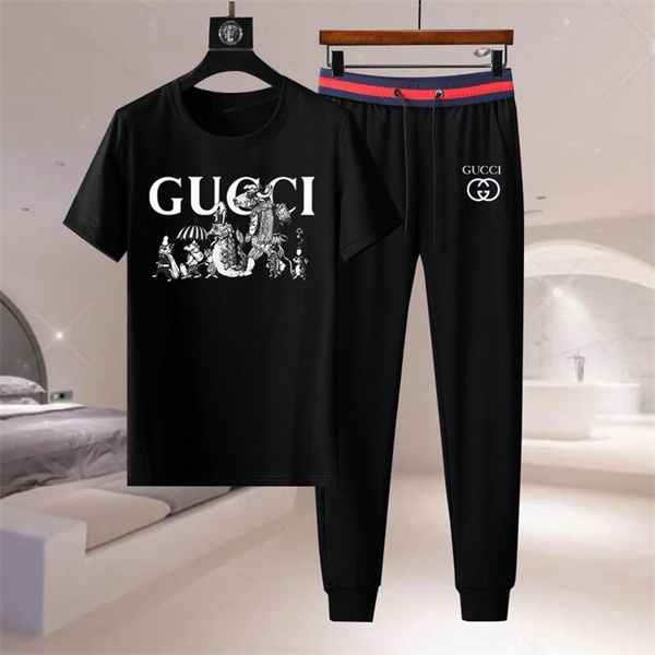 Gucci T-shirt(Suits)-152