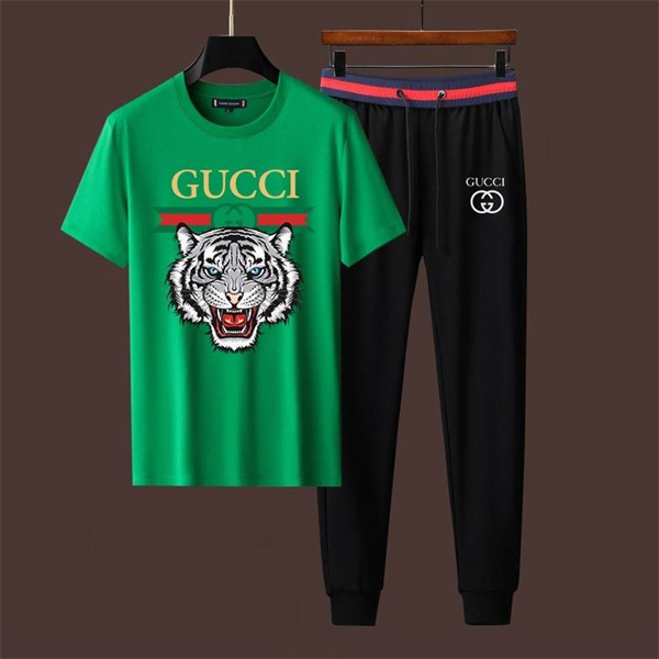 Gucci T-shirt(Suits)-115