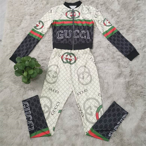 Gucci Suits-W-009